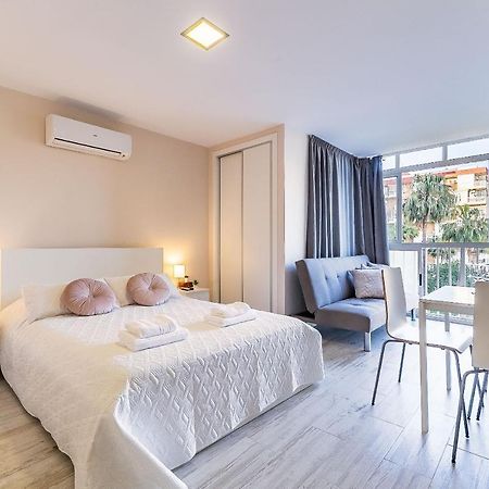 Sun Coast Benalmadena -- Superb Studio With 4 Pools, Gardens & Breakfast Exterior foto