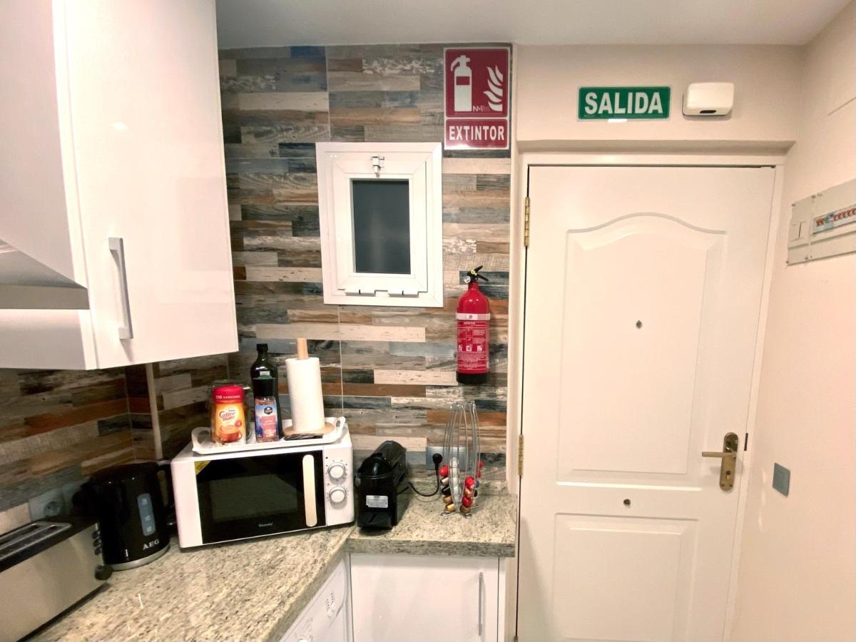 Sun Coast Benalmadena -- Superb Studio With 4 Pools, Gardens & Breakfast Exterior foto